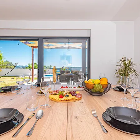 Lovely In With House Sea View Holiday home *